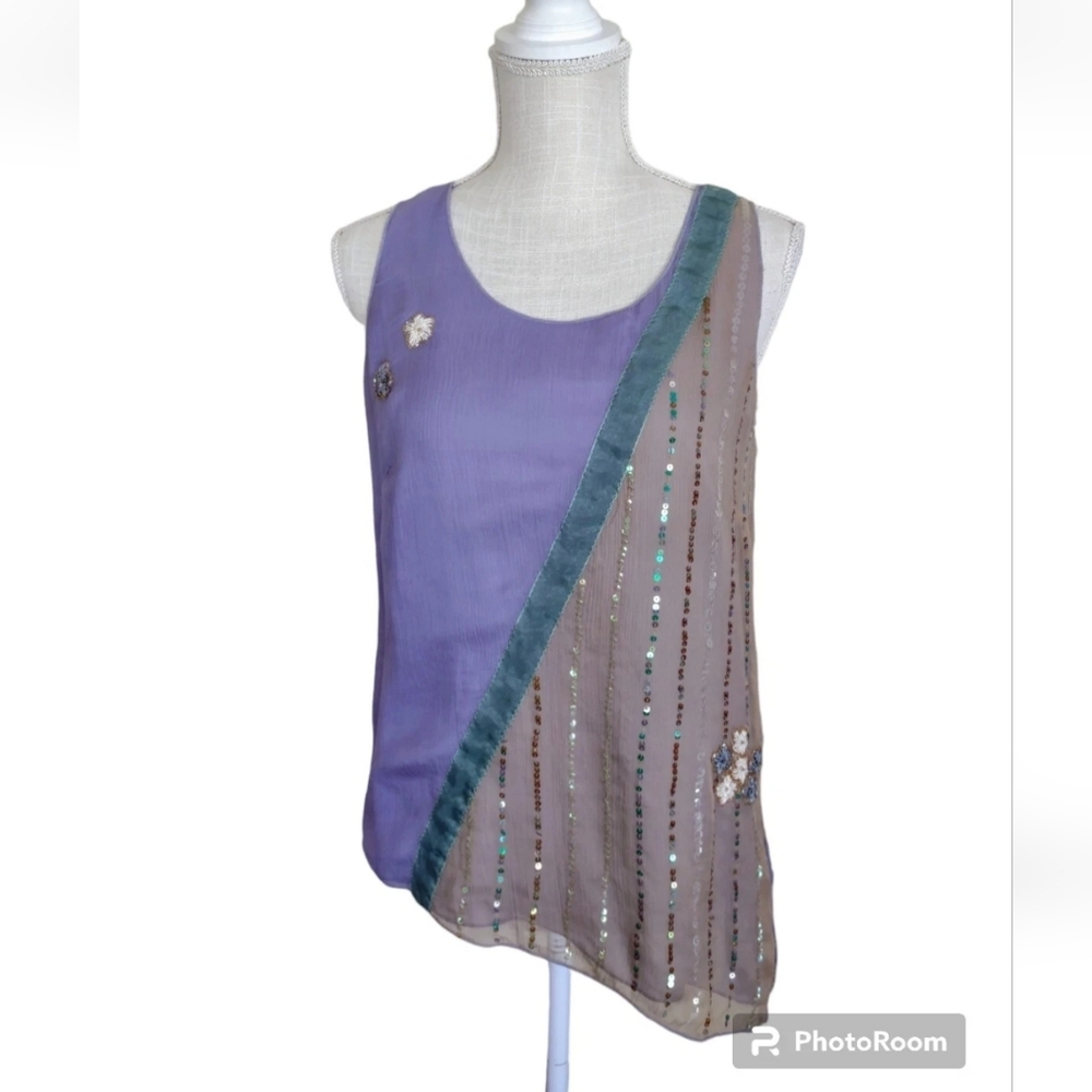 Richard Malcolm Sequin Embroder Lavender and Gold Women's Top